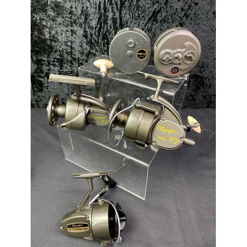 335 - Collection course fishing and centre pin fly fishing reels of varying eras