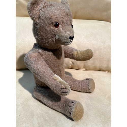 386 - Vintage / antique teddy bear with mohair, stitched nose, articulated limbs, likely wood wool filled,... 