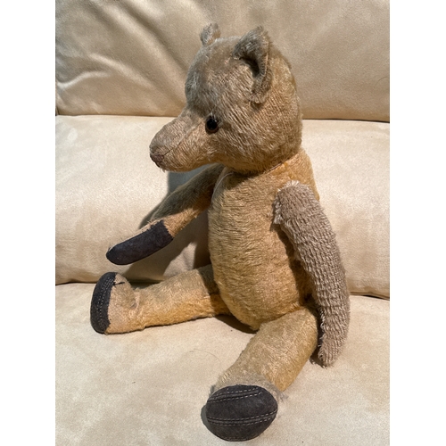 395 - Vintage / antique teddy bear with mohair fur, elongated muzzle, leather pads (three replaced), stitc... 