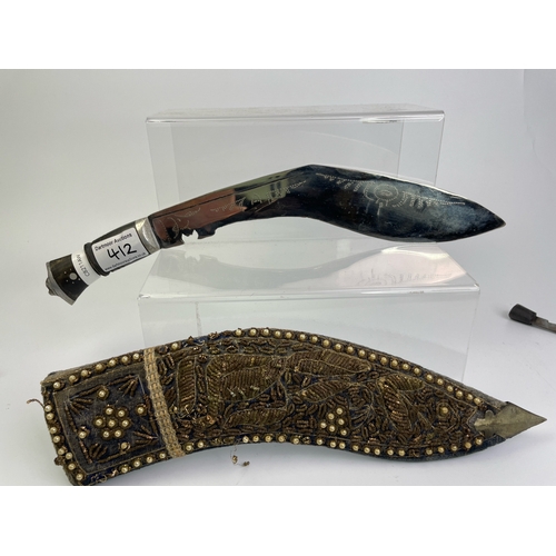 412 - Gurkha Kukhri/ Kukri knife in decorative sheath with two small Karda knives