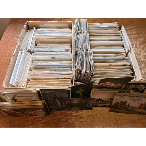 534 - Large collection of mixed vintage postcards, approx 2400 in total!