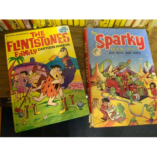 611 - Vintage annuals from the glorious seventies, inc Sparky, Shiver, Krazy, Smash, The Flintstones, Cor!... 