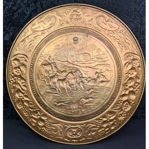 62 - Large decorative brass wall hanging plate with hunting : coaching design, 53cm diameter