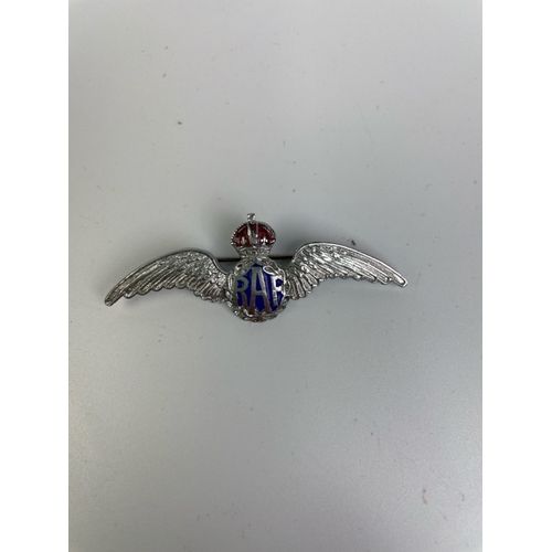 652 - Military badges both lapel and cap, one bearing the motto of the the Royal Air Force's Bomber Comman... 