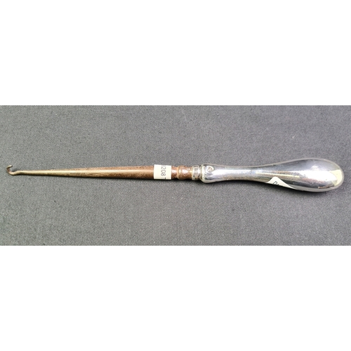 686 - Beautiful hallmarked antique silver button hook