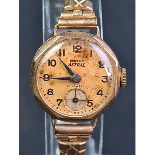 745 - Pretty Smiths Astral Art Deco 9ct gold ladies watch with expanding strap and 15 jewels. Not working.... 