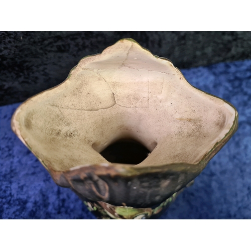 17 - Porcelain black painted mantle clock with Robin bird design with two English made complementary vase... 