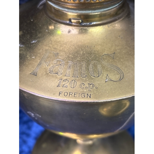 216 - 2 brass and glass vintage oil lamps and a brass table lamp