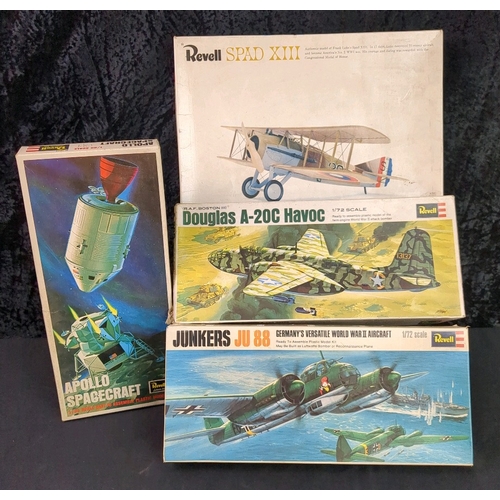 343 - 4x boxed Revell models of aircraft including a 1:96 scale of the Apollo spacecraft!