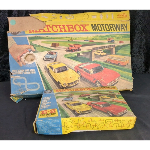 345 - Matchbox boxed motorway and E-2 extension kit.