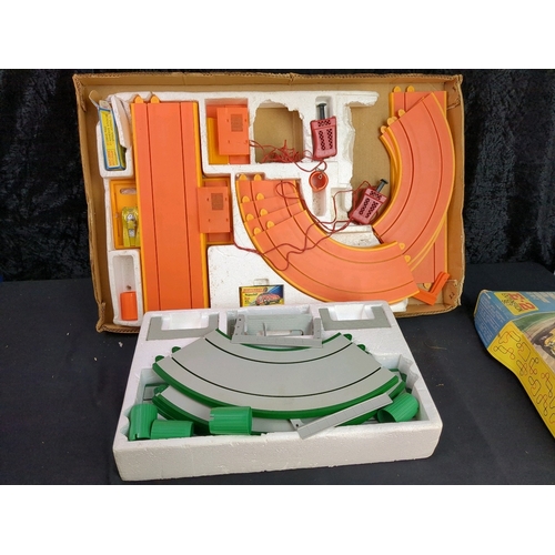 345 - Matchbox boxed motorway and E-2 extension kit.