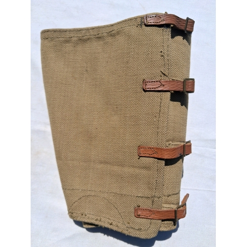 134 - WW2 Dispatch DR riders gaiters, size 3 1944