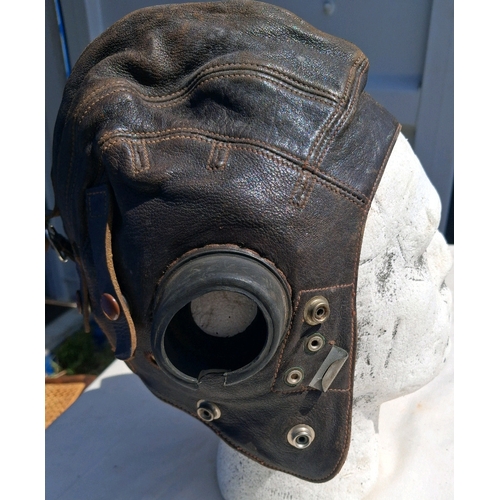 137 - WW2 RAF leather flying helmet