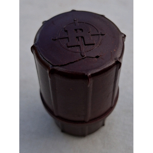 169 - WW2 RAF Life raft matches in bakelite pot. Af.