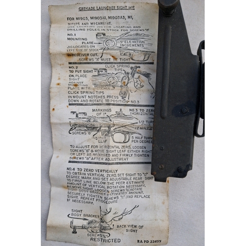 170 - WW2 US grenade launcher sight M15, in carry case with instructions, fits, M1903, M1903A1, M1903A3, M... 
