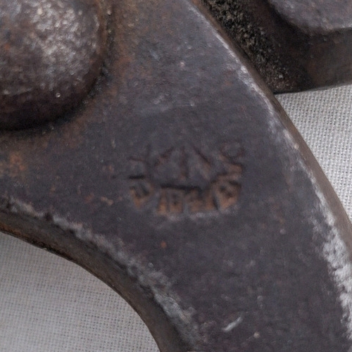 173 - WW2 British blacksmith/cavalry farriers cutters