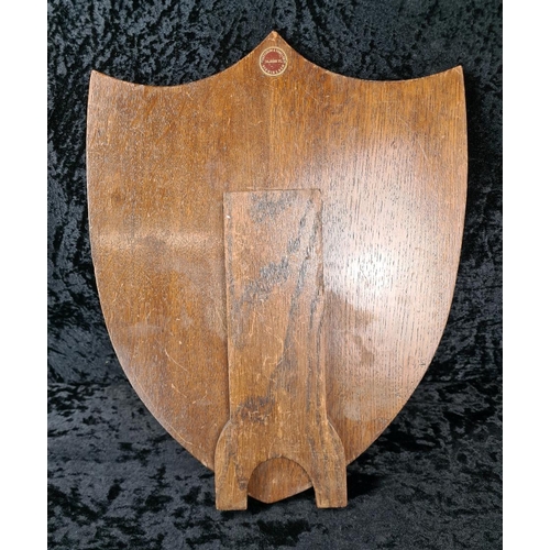 143 - Vintage wooden plaque on a stand from the Independent Order of Odd Fellows Manchester Unity Friendly... 