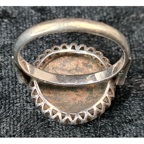 635 - Lovely set of silver marcasite jewellery including a swirly design brooch (925 hallmarked), circular... 