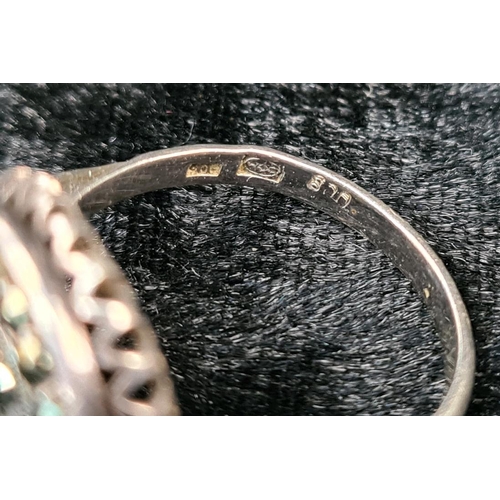 635 - Lovely set of silver marcasite jewellery including a swirly design brooch (925 hallmarked), circular... 