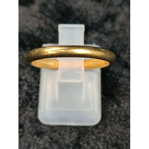 672 - 9ct gold wedding band ring, size P, approx 2.6g