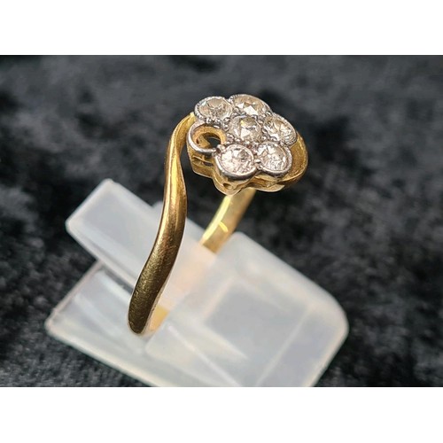 658 - 18ct gold and diamond ring (one diamond missing), size S, approx 2.9g