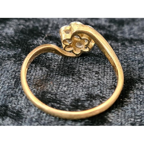 658 - 18ct gold and diamond ring (one diamond missing), size S, approx 2.9g