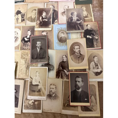 780 - Quantity of vintage / antique photographic cards from Devon and Cornwall photographers including Ply... 