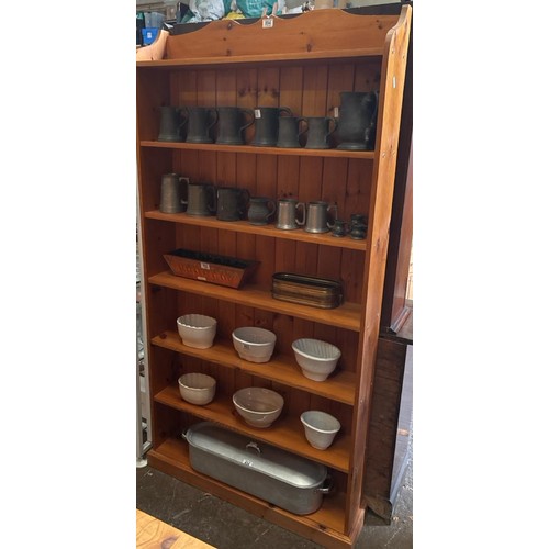 894 - Modern pine seven shelf bookcase (approx H160 x 90 x 19cm)