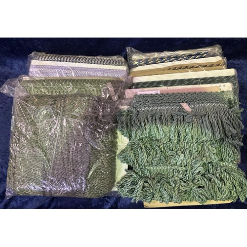 935 - Box of upholstery fringes and braids. Mix of colours and styles.