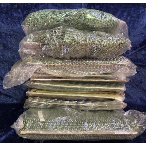 935 - Box of upholstery fringes and braids. Mix of colours and styles.