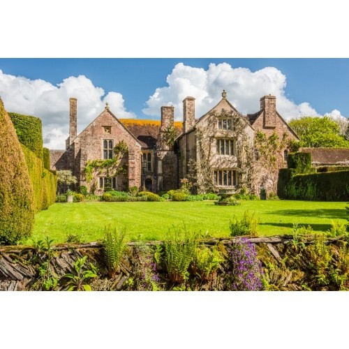 5 - Tea and Garden tour of Cothay Manor, Greenham, Somerset.
(This private garden is not open to the pub... 