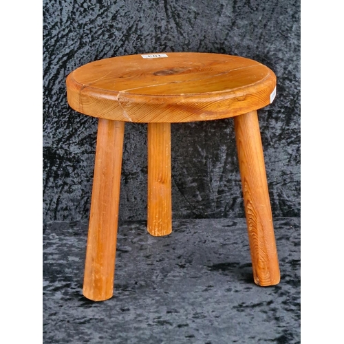 103 - Little pine tripod stool. Approx H31cm.