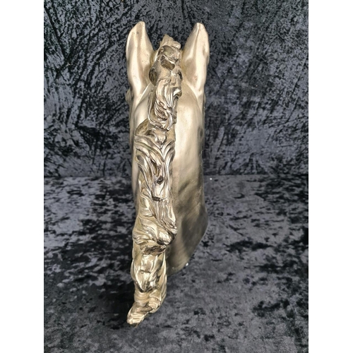 70 - Impressive and very heavy Meridian Collection silvered metal horse head sculpture, with box. Approx ... 