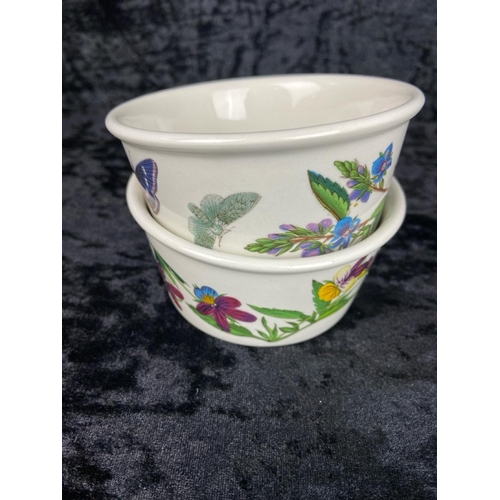 369 - Harlequin selection of items, porcelain lamp base (marked ‘porcelaine de France’ underneath) approx ... 
