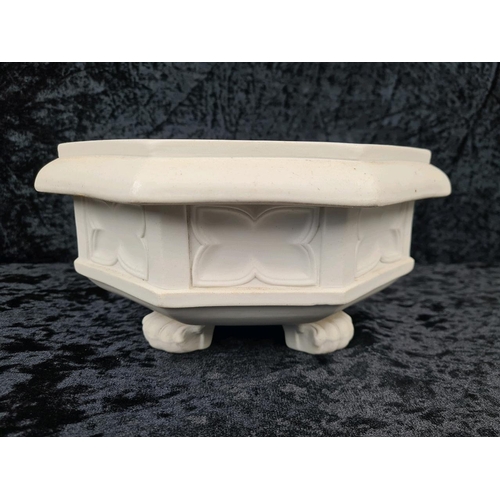 18 - Vintage baptismal font with gothic-style quatrefoil carvings on its side panels - unglazed finish. A... 