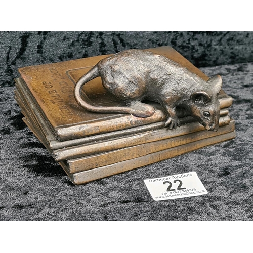 22 - Adorable cold-cast bronze resin 