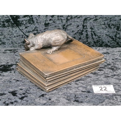 22 - Adorable cold-cast bronze resin 