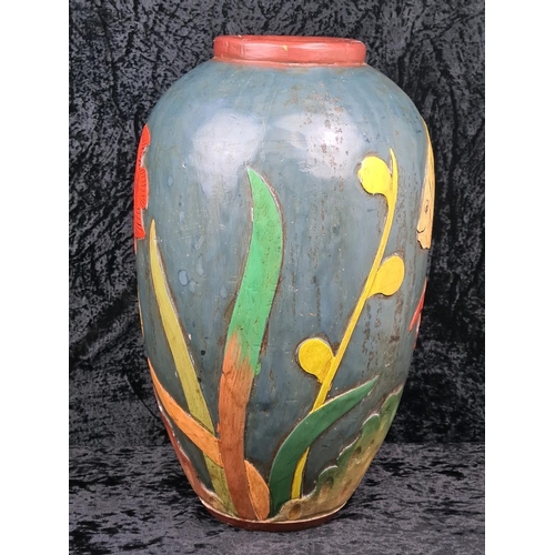 33 - Fabulous large decorative vase made from wood and handprinted with tropical fish. Most likely Centra... 