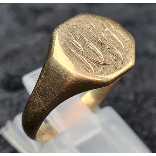 9ct gold gent’s monogrammed ring, size W, approx 4.4g