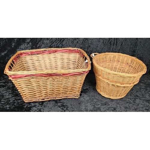 88 - Pair of useful medium-size vintage wicker baskets.