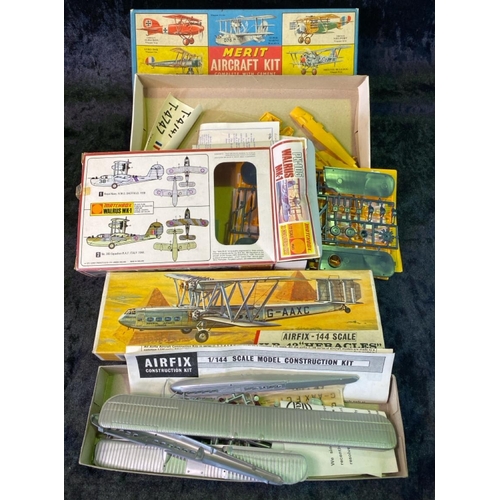 131 - Three c1940s Frog brand model aircraft, unmade, and three Merit, Matchbox and Airfix aircraft kits -... 