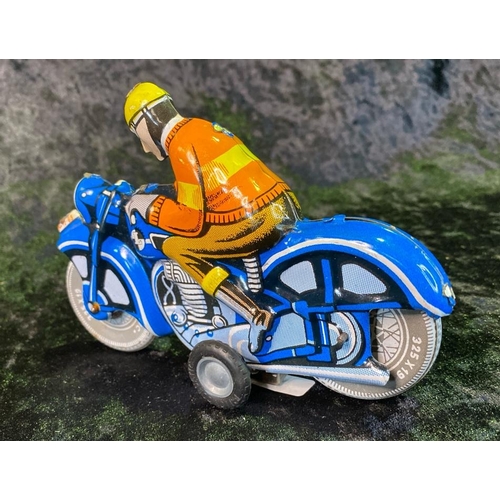 133 - Two vintage tinplate motorcycles, one boxed, made in China.