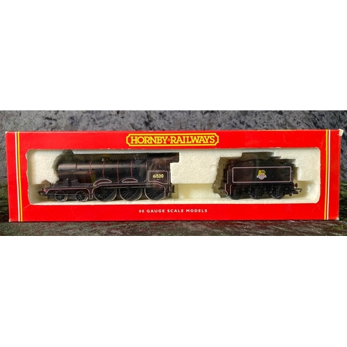 150 - Eight Hornby 00 gauge boxed goods wagons, one goods carriage and a '61520' B Class locomotive, boxed... 