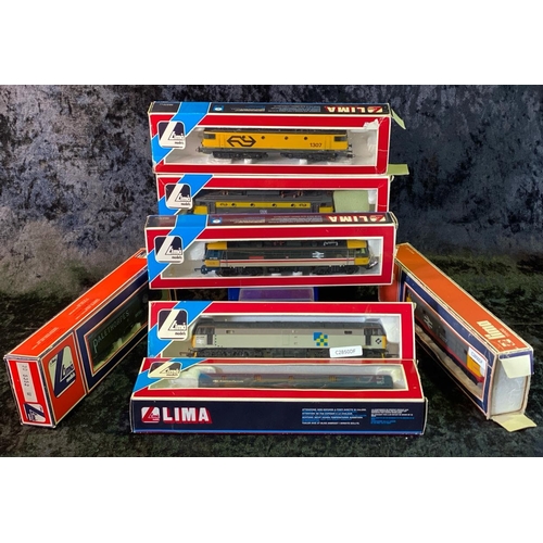 157 - Lima 00 gauge models, boxed, two goods carriages and five diesel engines including 31327, 87005, 130... 