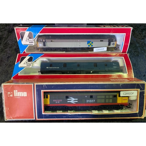 157 - Lima 00 gauge models, boxed, two goods carriages and five diesel engines including 31327, 87005, 130... 