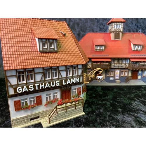 159 - H0 gauge plastic train layout models, German style pubs, shops and a church wedding! Total of seven ... 