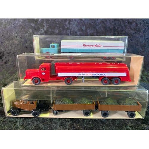 164 - Wiking scale models, boxed - mix of commercial and cars, total 16 models.