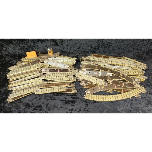 Lot 197       
