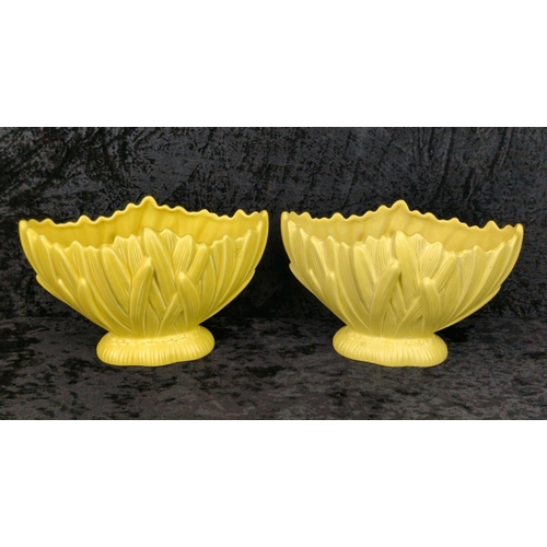 20 - Pair of pretty yellow 1940s SylvaC ‘Hyacinth’ mantel planters. Each approx H17 x W26cm.