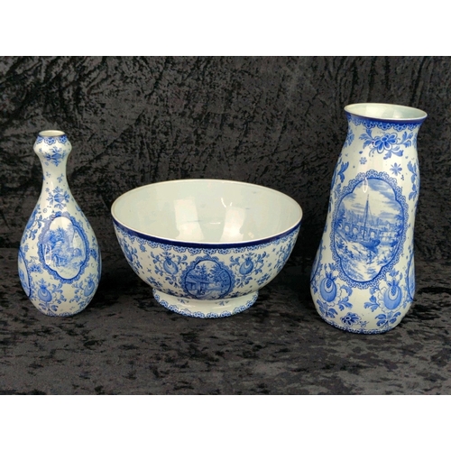 46 - Three pieces of antique blue and white German ceramics - a Franz Anton Mehlem (Royal Bonn) bowl, and... 